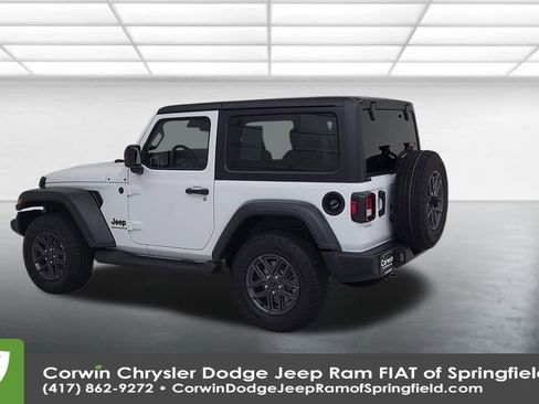 Used 2025 Jeep Wrangler Sport image 10