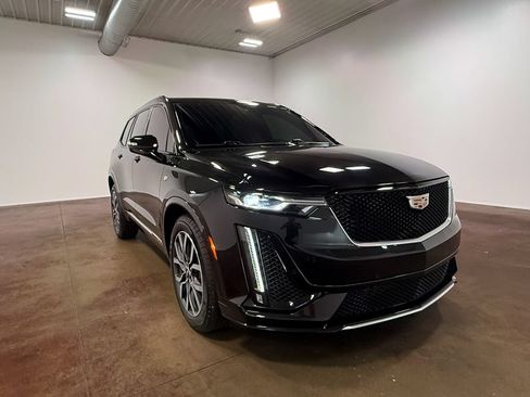 Used 2024 Cadillac XT6 Sport w/ LPO, Floor Liner Package AWD/4WD image 30