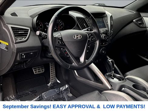 Used 2016 Hyundai Veloster Turbo FWD image 13