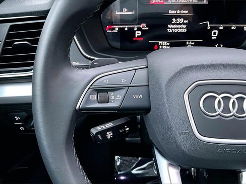 Used 2025 Audi Q5 2.0T Premium w/ Convenience Plus Package image 11