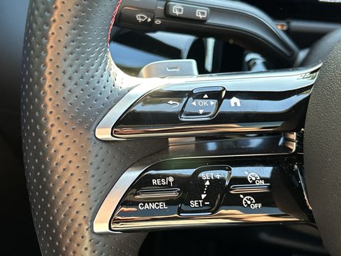 Certified 2025 Mercedes-Benz GLA 250 4MATIC image 26