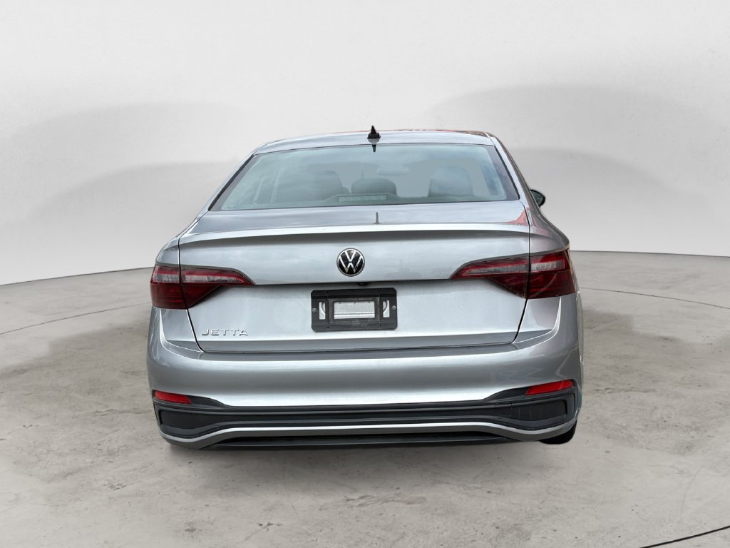 Used 2024 Volkswagen Jetta S FWD image 4
