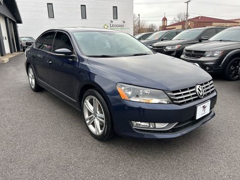 Used 2015 Volkswagen Passat 1.8T SEL Premium image 7