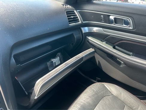 Used 2018 Ford Explorer Sport w/ Equipment Group 401A AWD/4WD image 54