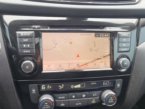 Used 2022 Nissan Rogue Sport SL w/ Premium Package FWD image 19
