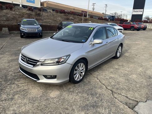 Used 2014 Honda Accord EX image 2