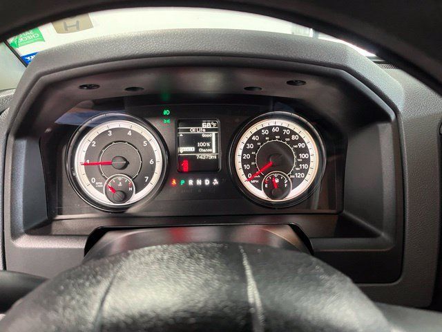 Used 2017 RAM 1500 Express RWD image 27