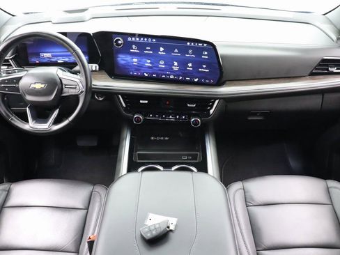 Used 2025 Chevrolet Tahoe LT image 22