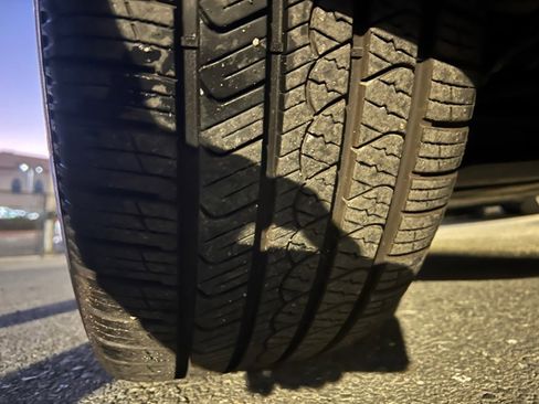 Used 2023 Audi Q4 e-tron Premium Plus w/ Premium Plus image 60