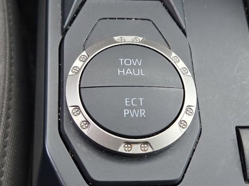 Used 2024 Toyota Tacoma SR5 RWD image 10