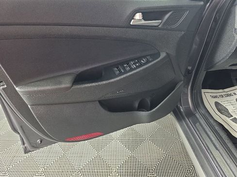 Used 2021 Hyundai Tucson Limited w/ Cargo Package AWD/4WD image 11