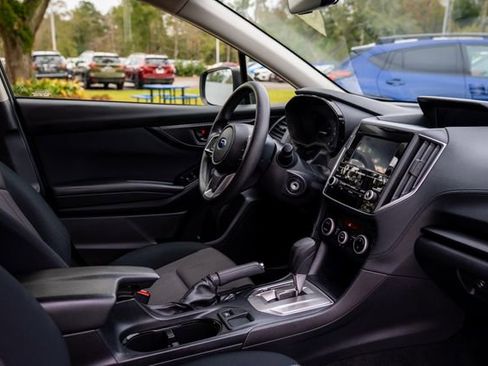 Certified 2023 Subaru Crosstrek 2.0i image 25