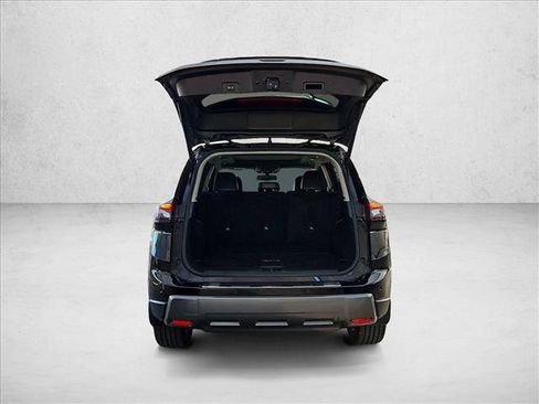 Used 2024 Nissan Rogue SL w/ SL Premium Package FWD image 6