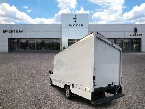 Used 2019 Ford E-350 and Econoline 350 Super Duty w/ Power Windows & Locks Group image 3