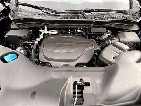 Used 2025 Honda Passport EX-L image 10