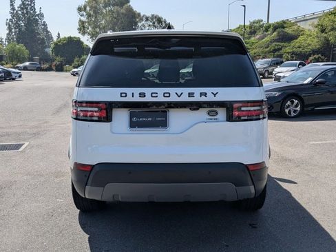 Used 2018 Land Rover Discovery HSE image 7
