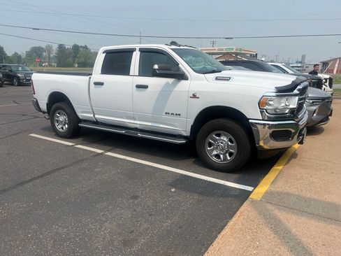 Used 2020 RAM 3500 Tradesman w/ Chrome Appearance Group AWD/4WD image 1