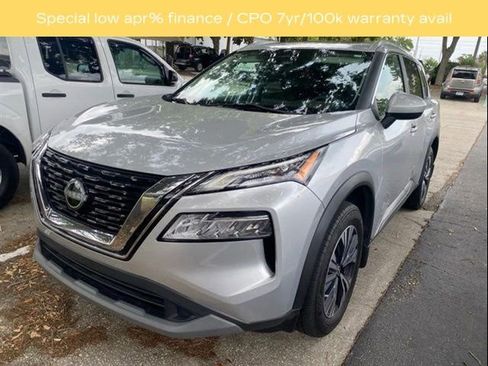 Certified 2023 Nissan Rogue SV w/ SV Premium B Package FWD image 4