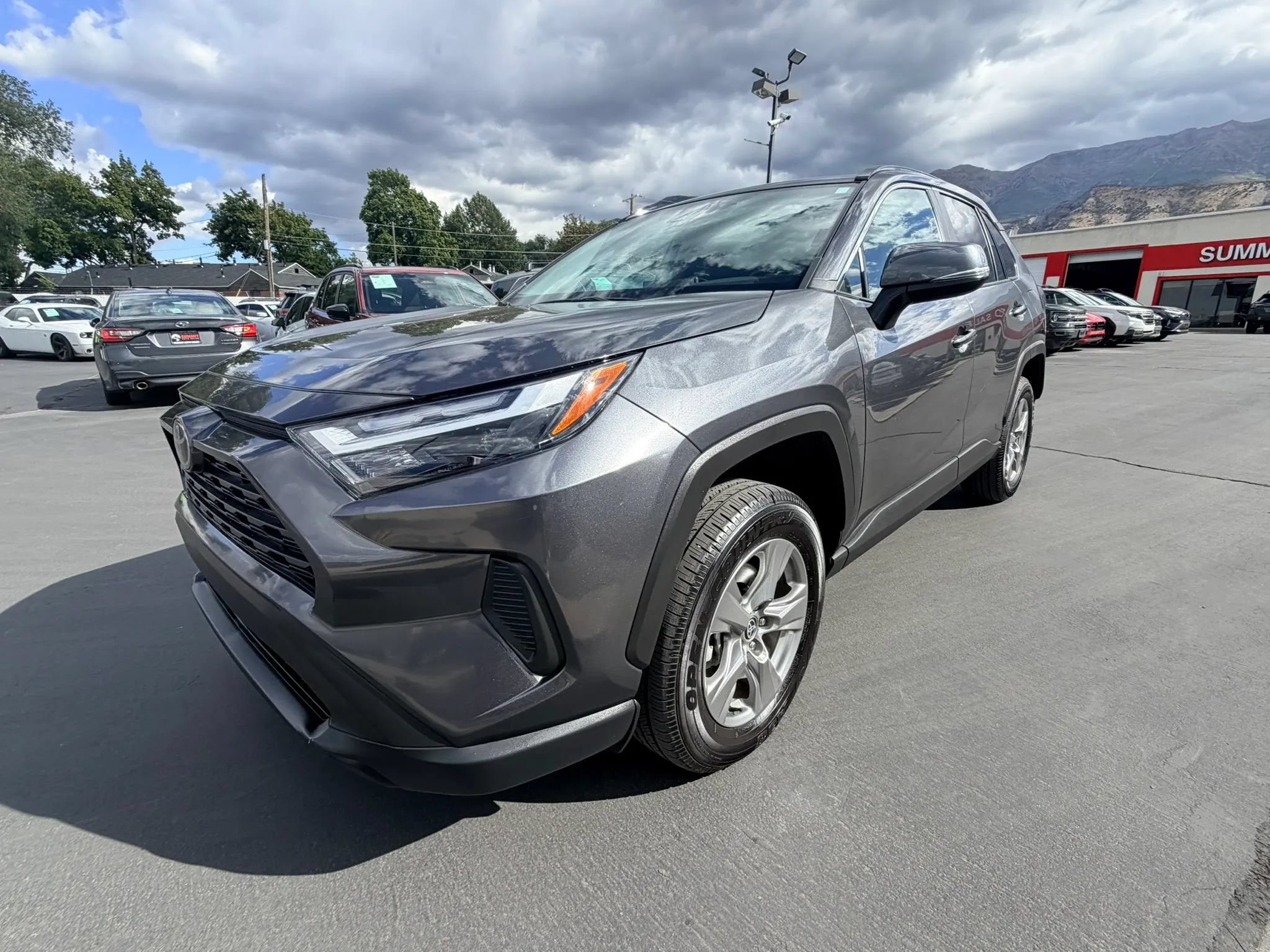 Used 2024 Toyota RAV4 XLE AWD/4WD image 8