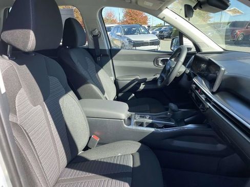 New 2026 Kia Sorento LX image 14