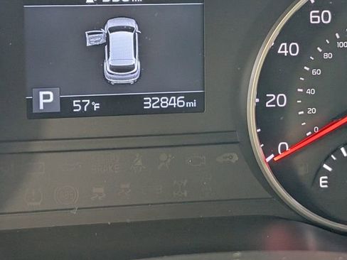 Used 2022 Kia Sportage Nightfall Edition image 22