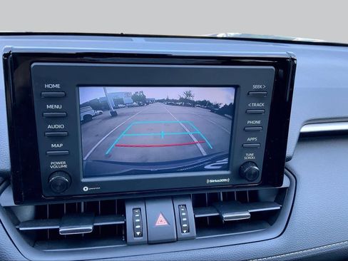 Used 2021 Toyota RAV4 XLE Premium FWD image 29