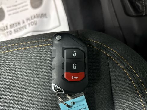 New 2026 Jeep Gladiator Sport image 30