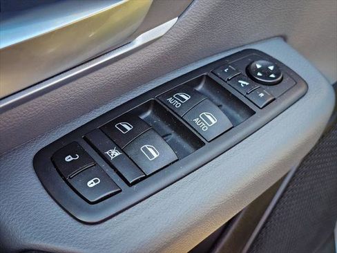 Certified 2021 RAM 1500 Big Horn image 10