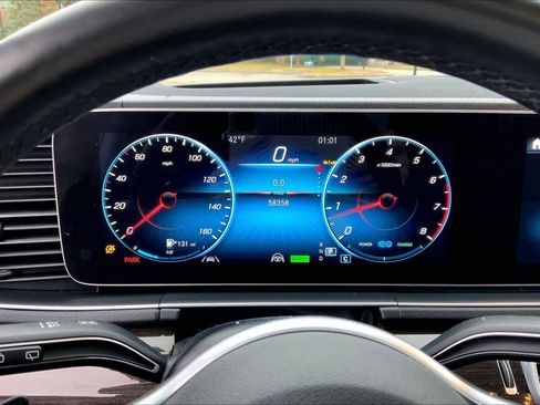 Used 2022 Mercedes-Benz GLS 450 4MATIC image 25