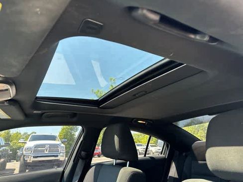 Used 2021 Dodge Charger SXT w/ Blacktop Package AWD/4WD image 7