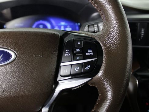 Used 2023 Ford Explorer King Ranch w/ Technology Package image 26