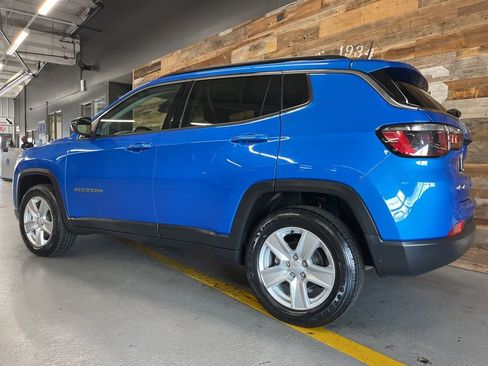 Used 2022 Jeep Compass Latitude w/ Convenience Group AWD/4WD image 17