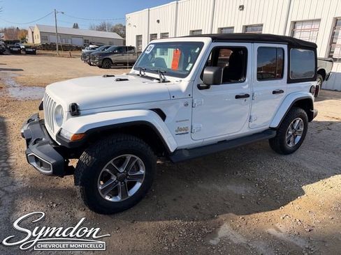 Used 2020 Jeep Wrangler Unlimited Sahara AWD/4WD image 7