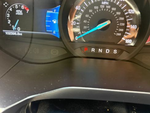 Used 2016 Ford Edge Titanium FWD image 14