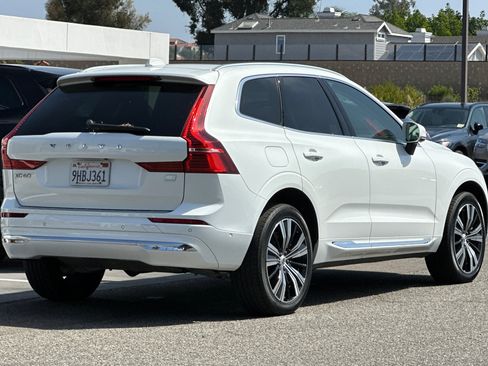 Certified 2023 Volvo XC60 T8 Plus AWD/4WD image 4
