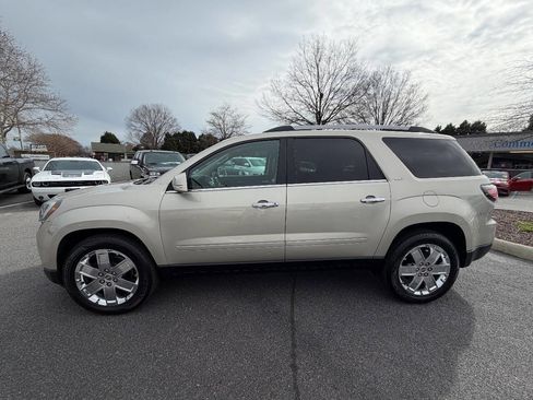 Used 2017 GMC Acadia Limited SLT image 17