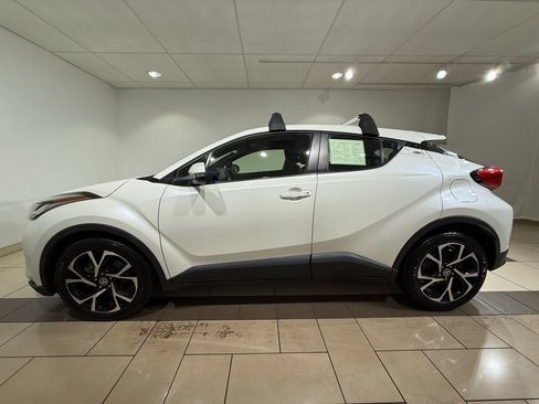 Certified 2021 Toyota C-HR XLE image 2