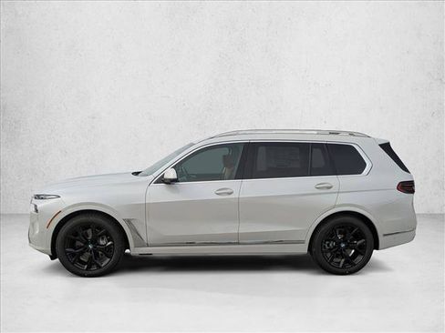 Used 2026 BMW X7 xDrive40i AWD/4WD image 5