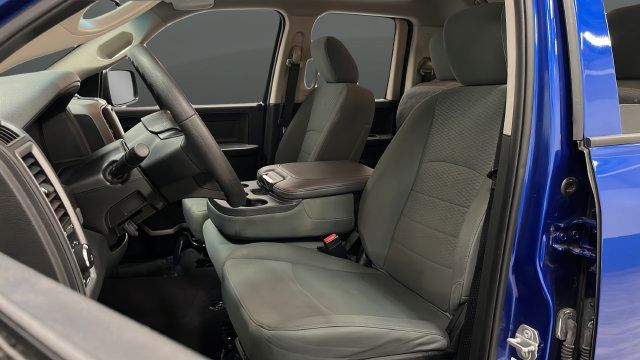Used 2018 RAM 1500 Express w/ Express Value Package AWD/4WD image 9