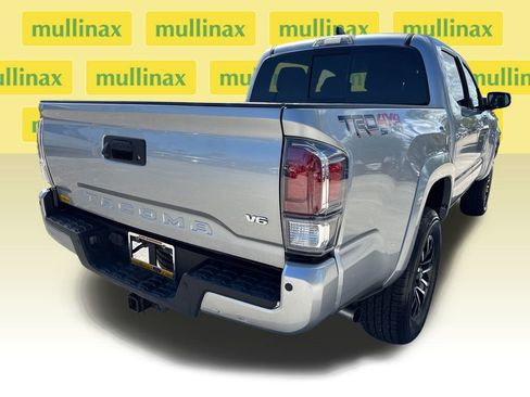 Used 2023 Toyota Tacoma TRD Sport image 4