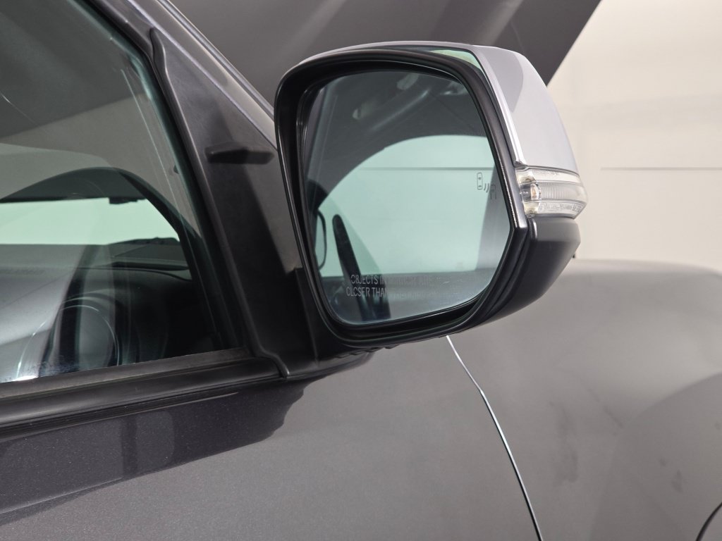 Used 2021 Toyota Tacoma Limited AWD/4WD image 29