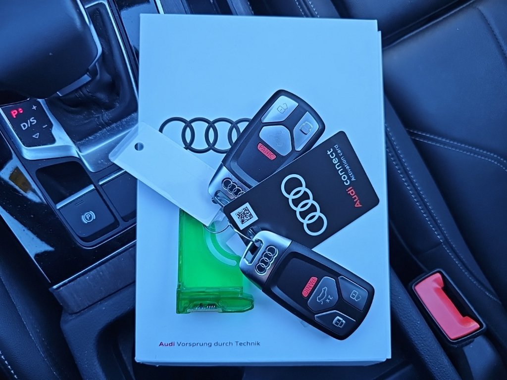 Used 2023 Audi Q5 2.0T Premium Plus w/ Premium Plus Package AWD/4WD image 5