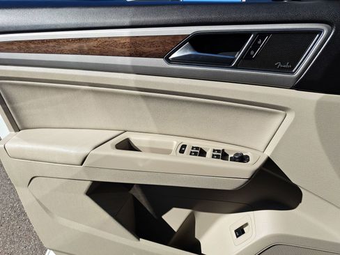 Used 2018 Volkswagen Atlas SEL Premium image 30