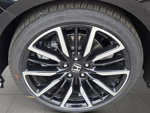 New 2026 Honda Accord Touring image 9