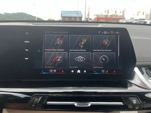 New 2025 BMW X1 xDrive28i w/ Convenience Package image 15