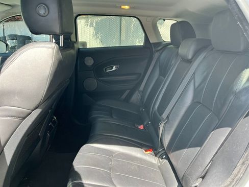 Used 2018 Land Rover Range Rover Evoque SE AWD/4WD image 22