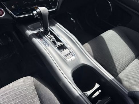 Used 2018 Honda HR-V EX image 21
