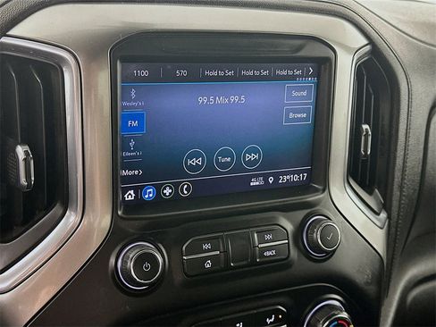 Used 2021 Chevrolet Silverado 2500 LT w/ Z71 Off-Road Package image 17