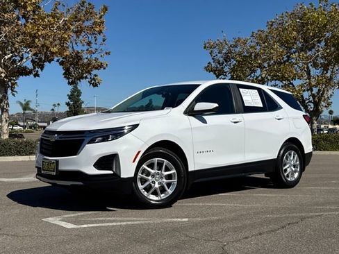 Used 2022 Chevrolet Equinox LT w/ LPO, Cargo Package image 2