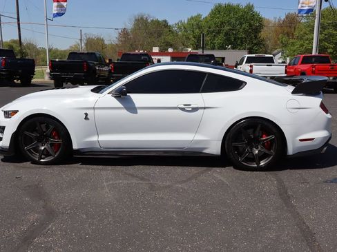 Used 2021 Ford Mustang Shelby GT500 w/ Carbon Fiber Track Pack RWD image 31